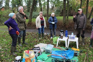 Some of the Green Gym and TMAEG volunteers, David Barratt to the right